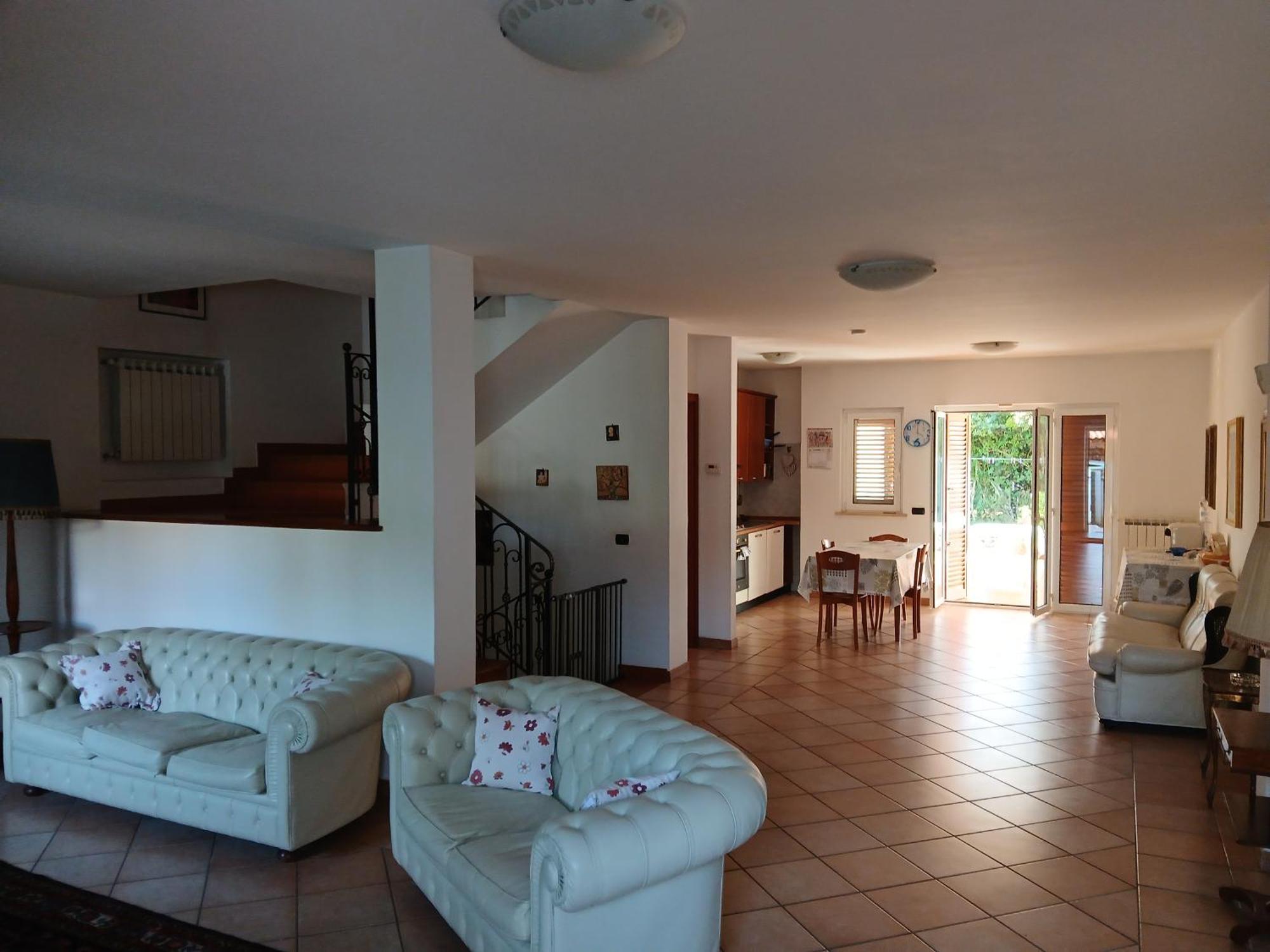 La Casa Di Ale Villa Latina Eksteriør billede